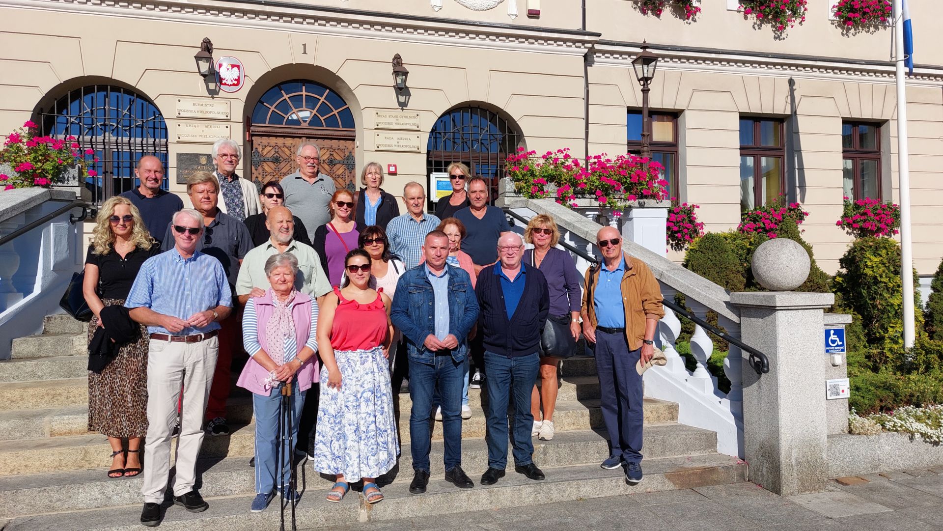 202_1_Kreisausschuss in Polen Die Delegation aus dem Lahn-Dill-Kreis zu Besuch im Landratsamt des polnischen Partnerlandkreises Grodzisk. Foto: Lahn-Dill-Kreis