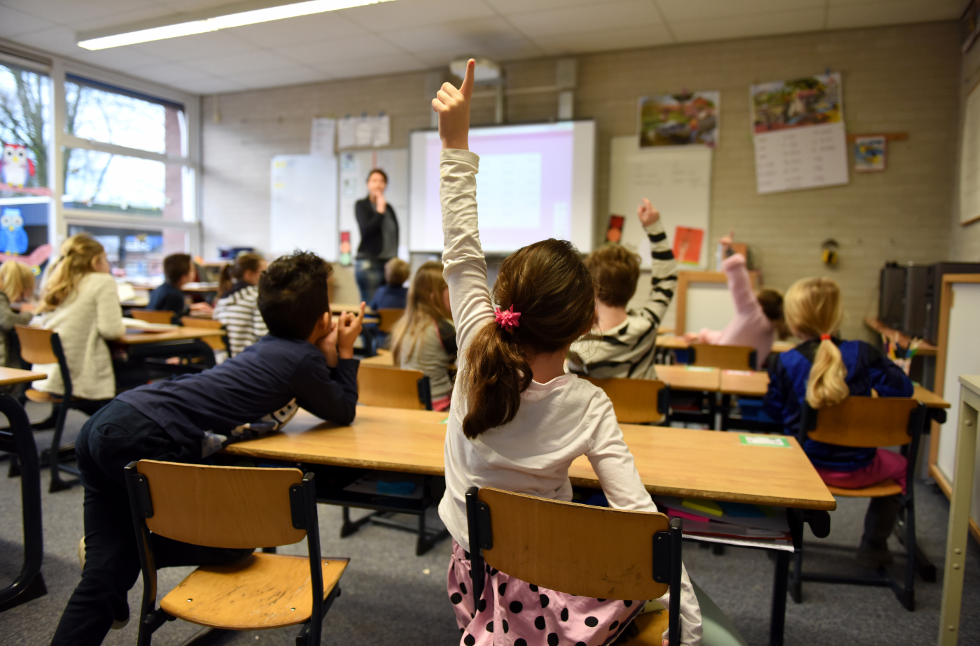 In den Schulen des Lahn-Dill-Kreises soll der Unterricht weitgehend normal stattfinden können. Die Räume sollen normal beheizt werden. Foto: Arthur Krijgsman/Pexels via canva.com