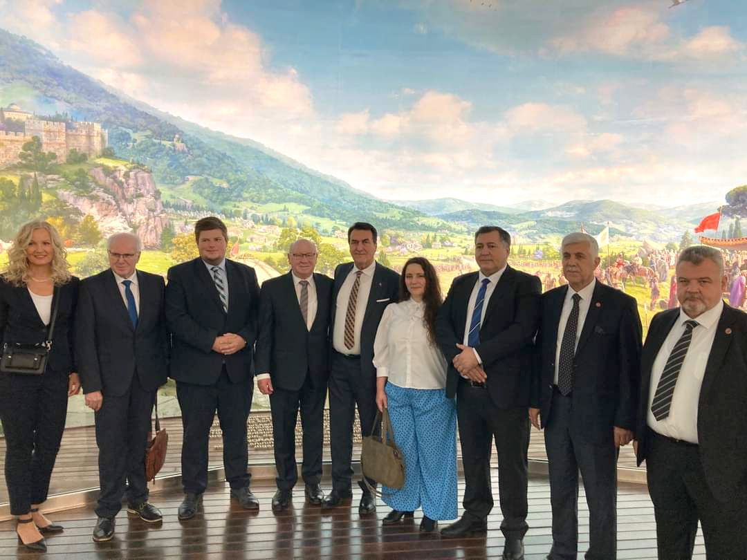 238_1_Besuch Osmangazi Die Delegation aus dem Lahn-Dill-Kreis zu Besuch im Panorama 1326 Bursa Conquest Museum. Foto: Lahn-Dill-Kreis