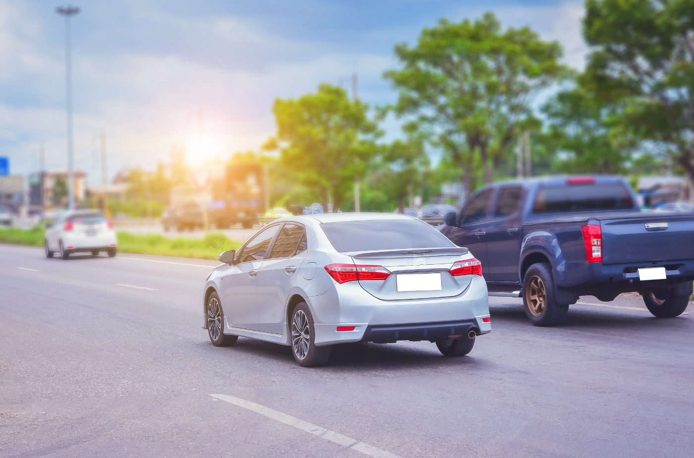 Auch auf den Bundes-, Landes- und Kreisstraßen des Lahn-Dill-Kreises werden von April 2024 bis Herbst 2025 Verkehrszählungen durchgeführt. Foto: Mungkhoodstudio's Images via Canva.com