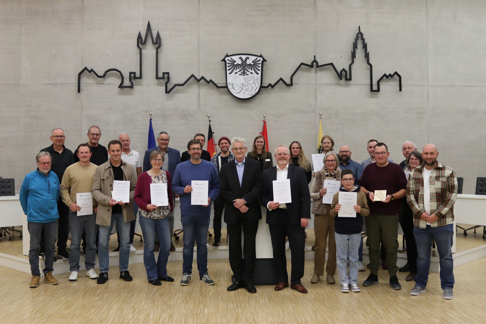 Auch 2025 wurden durch den Lahn-Dill-Kreis wieder drei Schulen beim Schulradeln sowie drei Kommunen beim Stadtradeln ausgezeichnet. Foto: Lahn-Dill-Kreis