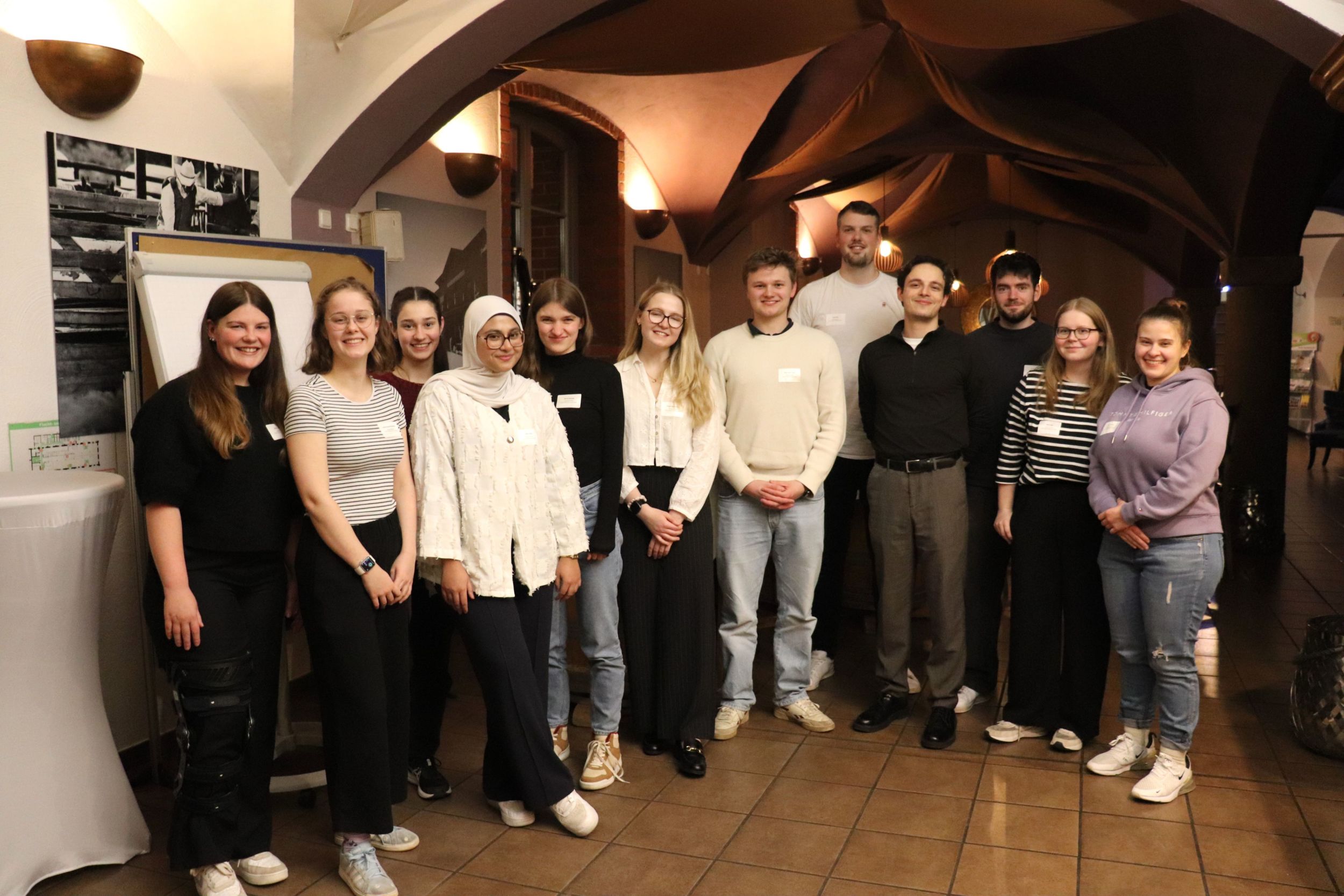 Insgesamt zehn Medizinstudentinnen und -studenten nahmen an der zweiten Interprofessionellen Woche im Lahn-Dill-Kreis teil. Foto: Lahn-Dill-Kreis