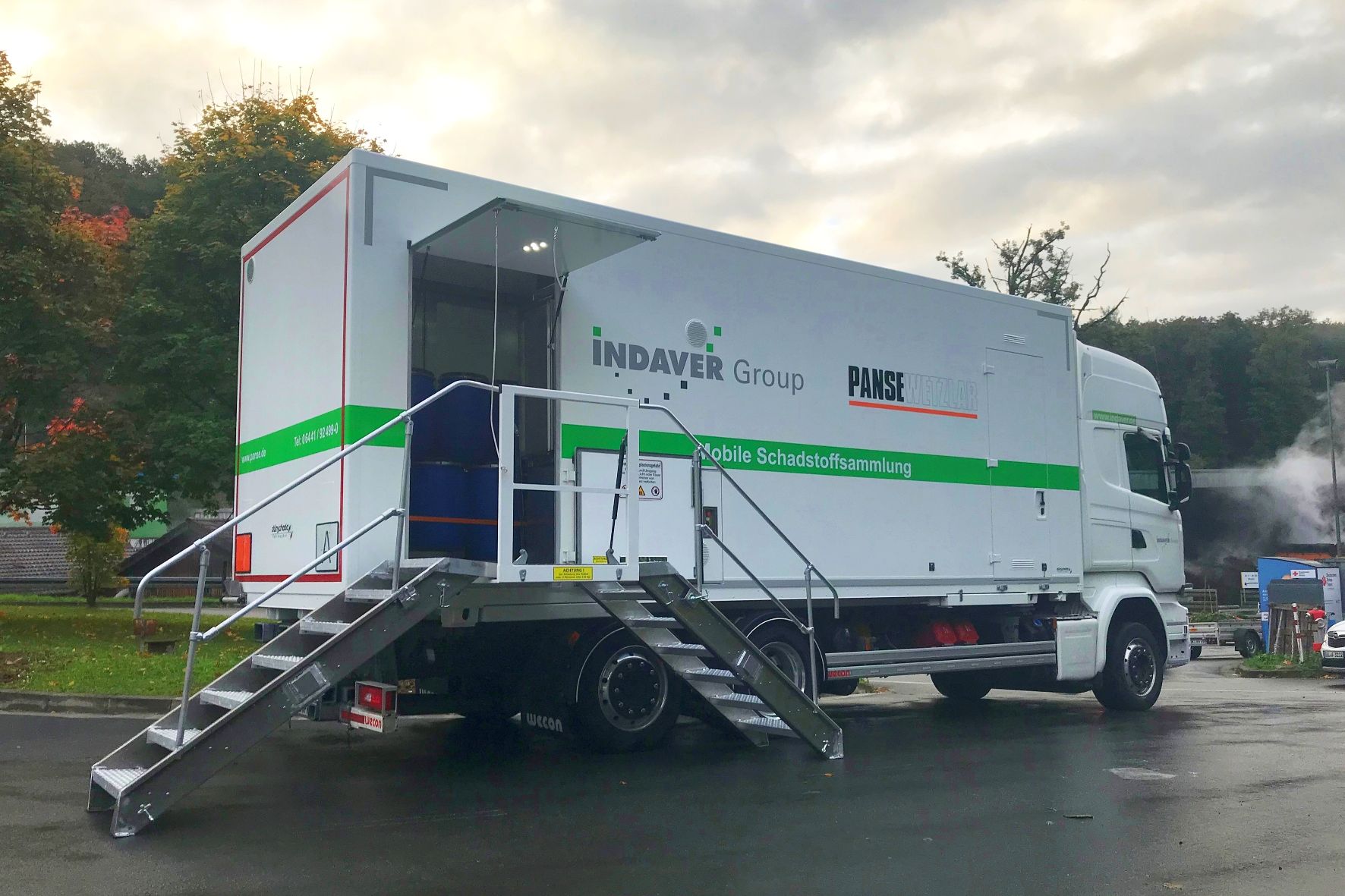 Foto: Im Lahn-Dill-Kreis ist das Unternehmen Panse aus Wetzlar mit der Einsammlung schadstoffhaltiger Abfälle beauftragt.