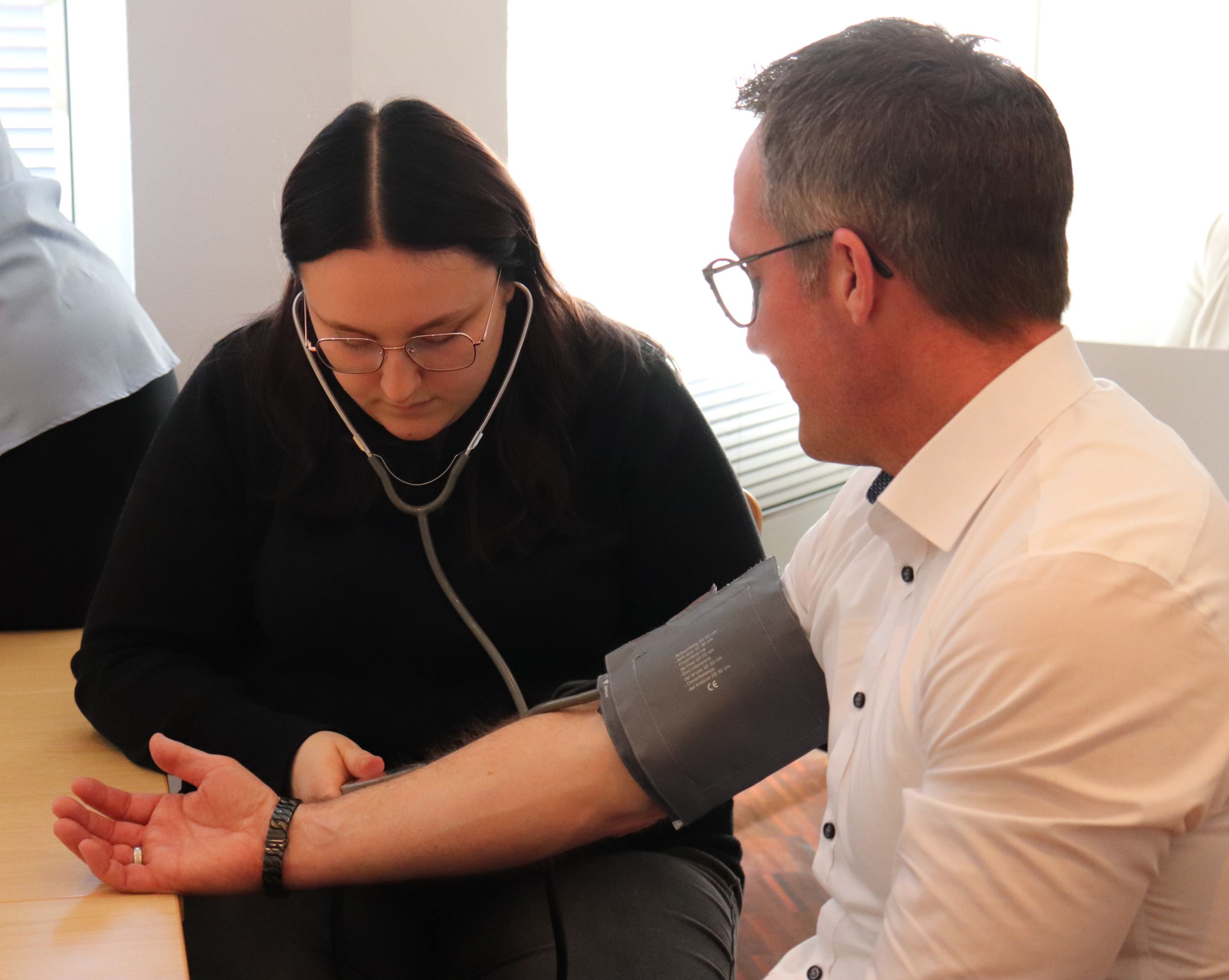 Vom Blutdruckmessen... Foto: Lahn-Dill-Kreis