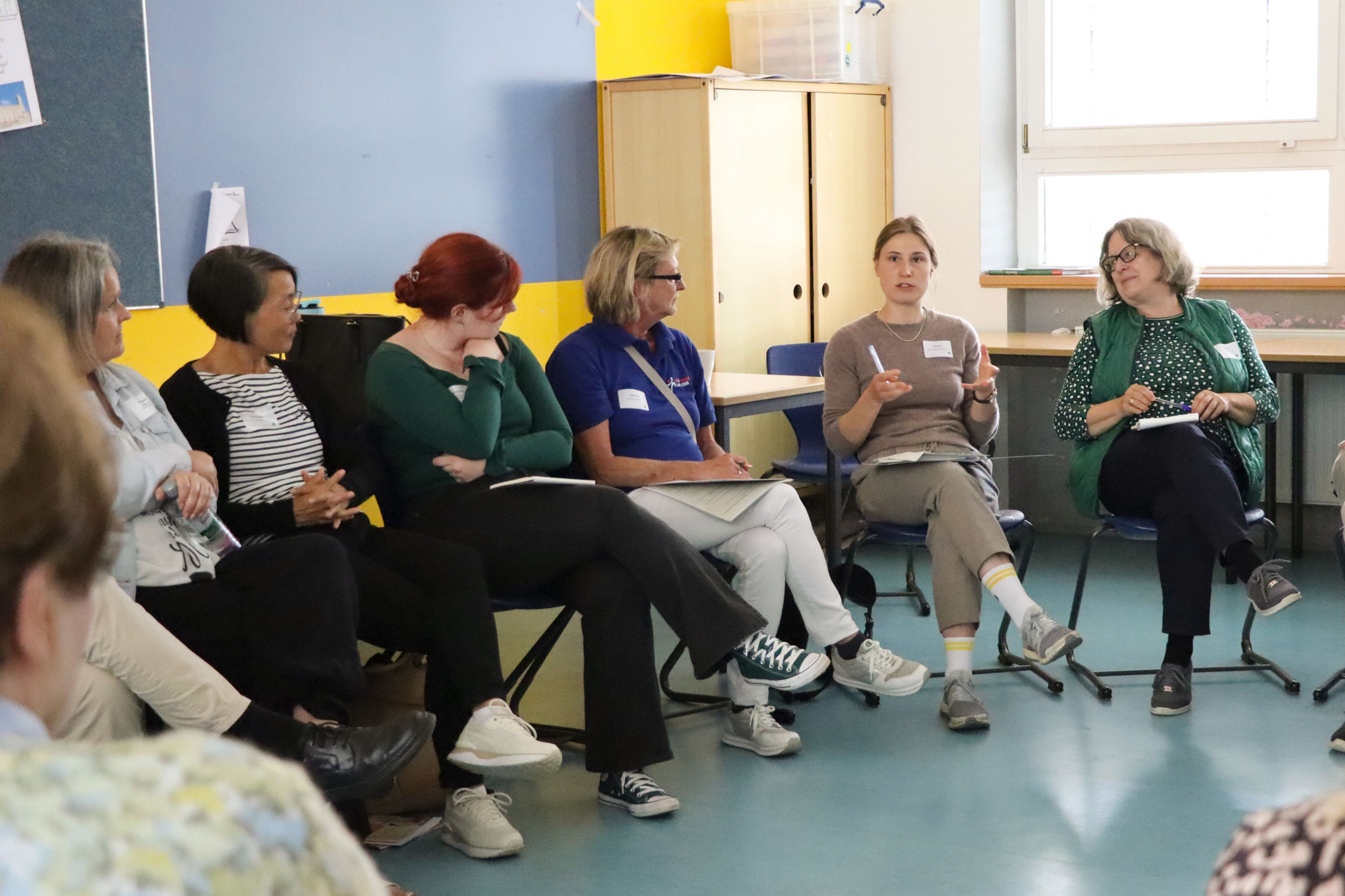 108_5_Gesundheitskonfrenz 2026.JPG In der Workshopphase tauschten sich die Teilnehmenden in drei Themengruppen über die Pflege von Angehörigen, Bewegungsförderung und soziale Teilhabe sowie über die Frage, wie man Isolation im Alter vermeiden kann aus. Fotos: Lahn-Dill-Kreis